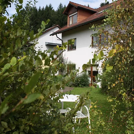 Haus Sonnengarten 아파트